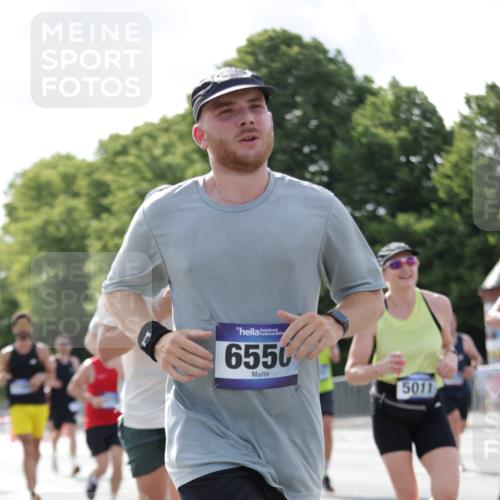 29.06.2025 - hella hamburg halbmarathon Jannik Wohlers http://msf.ph/oto/8228658 29.06.2025 09:52:01 Lombardsbrücke 1139, 1169, 1468, 1512, 1631, 3305, 3618, 3852, 4565, 4871, 4915, 5011, 6550, 7432, 8852, 9348, 9444, 10493, 10741, 11062, 11495, 11679, 11779, 12046, 12772, 13403, 13614, 13728, 14257, 14449, 14813, 15233, 15247, 15270, 15309, 15813, 16338, 16591, 16592, 17159, 17281, 17391, 17637, 17926, 18489, 18560, 18659, 18775, 18987 meine-sportfotos.de