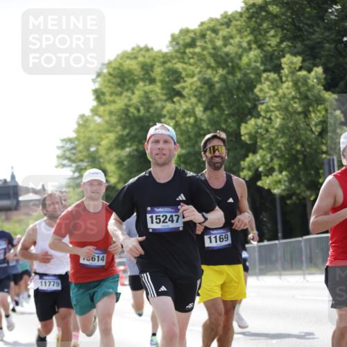 29.06.2025 - hella hamburg halbmarathon Jannik Wohlers http://msf.ph/oto/8228748 29.06.2025 09:52:03 Lombardsbrücke 1139, 1169, 1220, 1468, 1512, 3305, 3618, 3852, 4565, 4871, 4915, 5011, 6550, 7432, 7961, 8852, 9348, 9444, 10493, 10741, 10796, 11062, 11495, 11679, 11779, 12046, 12772, 13403, 13614, 13728, 14257, 14449, 14813, 15233, 15247, 15270, 15813, 16338, 16591, 16592, 17159, 17281, 17391, 17846, 17926, 18560, 18659, 18775, 18987 meine-sportfotos.de
