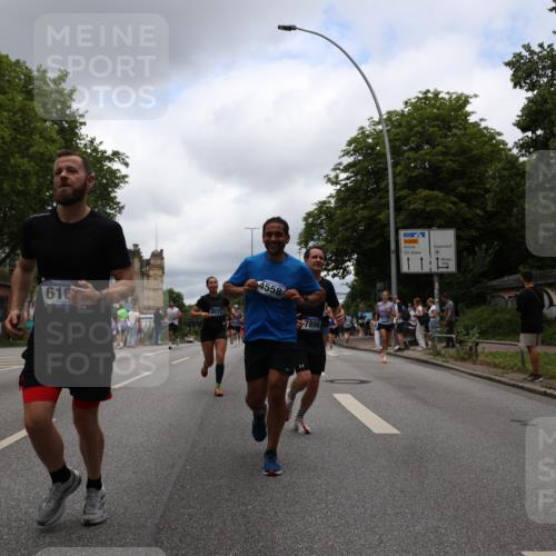 29.06.2025 - hella hamburg halbmarathon Yannick Fuchs http://msf.ph/oto/8228803 29.06.2025 10:46:39 20KM 1098, 1257, 1482, 1657, 2111, 2444, 2814, 3258, 3715, 3952, 4121, 4557, 4558, 4726, 5116, 5169, 5194, 5378, 6164, 6561, 6562, 7178, 7232, 7383, 7475, 7896, 8172, 8316, 8587, 8720, 8955, 9145, 10529, 10811, 11459, 12135, 12519, 13211, 13301, 14198, 14286, 14791, 14805, 15001, 15144, 15275, 15446, 15506, 15690, 16320, 16929, 17130, 17198, 17710, 17773, 18331 meine-sportfotos.de