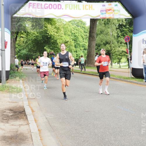 29.06.2025 - hella hamburg halbmarathon MichiJ http://msf.ph/oto/8228868 29.06.2025 10:26:11 Zwischen KM18-KM19 6047, 6123, 7310, 10451, 15261, 17125 meine-sportfotos.de