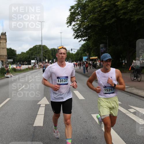 29.06.2025 - hella hamburg halbmarathon Yannick Fuchs http://msf.ph/oto/8229071 29.06.2025 10:33:43 20KM 1164, 1445, 1803, 2980, 3136, 3282, 3783, 4359, 6037, 6682, 6686, 6687, 8450, 8958, 11447, 11619, 12772, 13137, 13729, 14093, 14311, 15013, 15257, 15556, 15561, 15866, 15873, 15965, 16656, 16820, 18149, 18188, 18547, 18734 meine-sportfotos.de