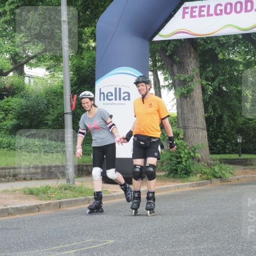 29.06.2025 - hella hamburg halbmarathon KatJ http://msf.ph/oto/8229145 29.06.2025 09:42:01 Zwischen KM18-KM19  meine-sportfotos.de
