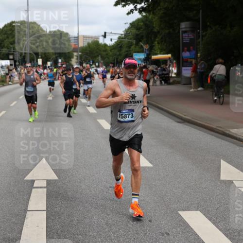 29.06.2025 - hella hamburg halbmarathon Yannick Fuchs http://msf.ph/oto/8229225 29.06.2025 10:33:45 20KM 1164, 1343, 1445, 1803, 2525, 3136, 3282, 3783, 4359, 4759, 6037, 6686, 6687, 8450, 8958, 11447, 11619, 12772, 13137, 13729, 14093, 14311, 15013, 15257, 15556, 15561, 15866, 15873, 15965, 16656, 16820, 18149, 18188, 18547, 18734 meine-sportfotos.de