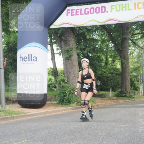 29.06.2025 - hella hamburg halbmarathon KatJ http://msf.ph/oto/8229417 29.06.2025 09:42:03 Zwischen KM18-KM19  meine-sportfotos.de