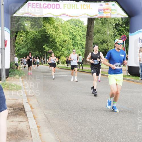 29.06.2025 - hella hamburg halbmarathon MichiJ http://msf.ph/oto/8229600 29.06.2025 10:26:18 Zwischen KM18-KM19 1290, 4865, 9296, 9313, 9944, 10190, 13148, 15410, 17125 meine-sportfotos.de