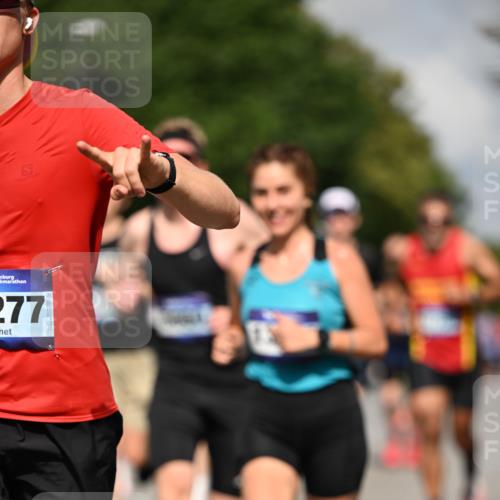 29.06.2025 - hella hamburg halbmarathon Dr. Thomas Lammeyer http://msf.ph/oto/8229612 29.06.2025 09:50:11 Kennedybrücke 1053, 1344, 1396, 1411, 1577, 1889, 2243, 4944, 5048, 5152, 5193, 5660, 7466, 7622, 7628, 8312, 8323, 10477, 10927, 11304, 11370 meine-sportfotos.de