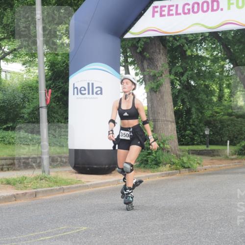 29.06.2025 - hella hamburg halbmarathon KatJ http://msf.ph/oto/8229640 29.06.2025 09:42:03 Zwischen KM18-KM19  meine-sportfotos.de