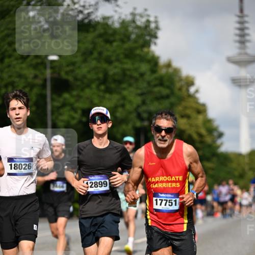 29.06.2025 - hella hamburg halbmarathon Dr. Thomas Lammeyer http://msf.ph/oto/8229718 29.06.2025 09:50:12 Kennedybrücke 1053, 1396, 1411, 1577, 1889, 2243, 4944, 5048, 5152, 5193, 5660, 7466, 7622, 8312, 8323, 10477, 10927, 11304, 11370 meine-sportfotos.de