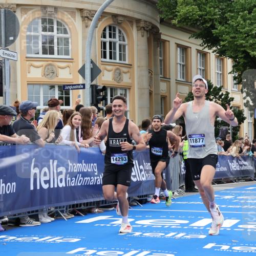 29.06.2025 - hella hamburg halbmarathon Strokosch-Dieckow http://msf.ph/oto/8229826 29.06.2025 10:32:37 Ziel 1707, 1990, 7965, 8062, 11877, 12987, 13199, 13961, 14293, 14908, 16619, 17117, 17151, 18135, 18562, 18563 meine-sportfotos.de