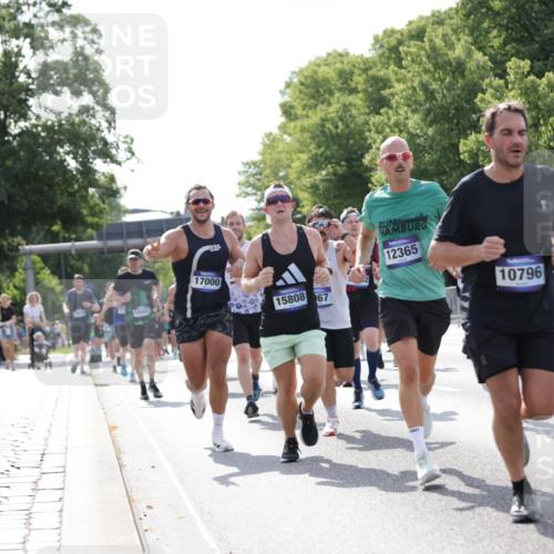 29.06.2025 - hella hamburg halbmarathon Jannik Wohlers http://msf.ph/oto/8230273 29.06.2025 09:52:10 Lombardsbrücke 1139, 1169, 1220, 1415, 1512, 2189, 3852, 4565, 4915, 5007, 5011, 5477, 6550, 7067, 7432, 7451, 7865, 7961, 8852, 10099, 10741, 10796, 11495, 11679, 11779, 12046, 12365, 12372, 12579, 12723, 12772, 13403, 13614, 13687, 13714, 14257, 14449, 14703, 14813, 15233, 15247, 15301, 15356, 15362, 15808, 15813, 15894, 16338, 16591, 17000, 17281, 17391, 17846, 17926, 18560, 18632, 18637, 18680, 18775, 18982 meine-sportfotos.de