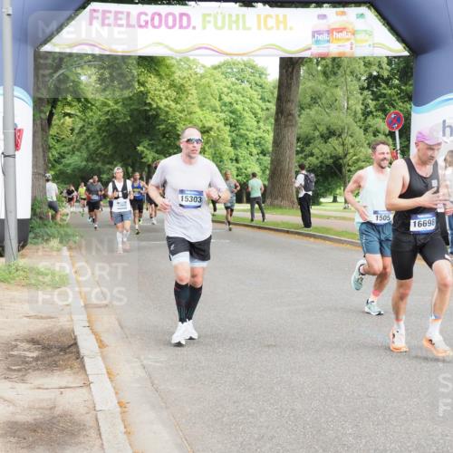 29.06.2025 - hella hamburg halbmarathon MichiJ http://msf.ph/oto/8230331 29.06.2025 10:26:28 Zwischen KM18-KM19 1505, 5923, 13141, 13900, 15303, 16698 meine-sportfotos.de