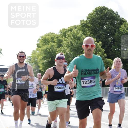 29.06.2025 - hella hamburg halbmarathon Jannik Wohlers http://msf.ph/oto/8230375 29.06.2025 09:52:11 Lombardsbrücke 1139, 1169, 1220, 1415, 1512, 2189, 4497, 4565, 5007, 5011, 5477, 6550, 7067, 7191, 7432, 7451, 7865, 7961, 8852, 10099, 10741, 10796, 11495, 11779, 12046, 12365, 12372, 12579, 12723, 13403, 13614, 13687, 13714, 14257, 14449, 14703, 14813, 15233, 15247, 15301, 15356, 15362, 15808, 15813, 15894, 16338, 17000, 17281, 17391, 17846, 17926, 18632, 18637, 18680, 18775, 18982 meine-sportfotos.de