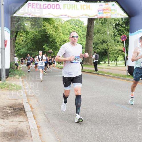 29.06.2025 - hella hamburg halbmarathon MichiJ http://msf.ph/oto/8230459 29.06.2025 10:26:28 Zwischen KM18-KM19 1505, 5923, 13141, 13900, 15303, 16698 meine-sportfotos.de