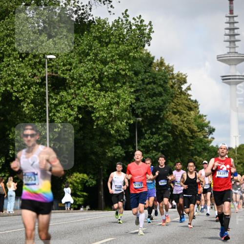 29.06.2025 - hella hamburg halbmarathon Dr. Thomas Lammeyer http://msf.ph/oto/8230468 29.06.2025 09:50:19 Kennedybrücke 1053, 1396, 1407, 1411, 1577, 1959, 2243, 2836, 3935, 5048, 5152, 5193, 5660, 6305, 6473, 7080, 7466, 7622, 7867, 8312, 8323, 9376, 9508, 10477, 11370 meine-sportfotos.de