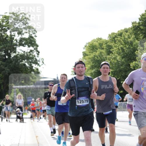 29.06.2025 - hella hamburg halbmarathon Jannik Wohlers http://msf.ph/oto/8230543 29.06.2025 09:52:16 Lombardsbrücke 1070, 1163, 1169, 1176, 1220, 1415, 1512, 1613, 2189, 3109, 3124, 4080, 4497, 5007, 5477, 7067, 7191, 7432, 7451, 7843, 7865, 7961, 10000, 10099, 10796, 10969, 11779, 12365, 12372, 12579, 12588, 12723, 13403, 13614, 13687, 13714, 14257, 14703, 14849, 15247, 15280, 15301, 15356, 15362, 15808, 15813, 15894, 16338, 16414, 17000, 17391, 17846, 18632, 18637, 18680, 18775, 18982 meine-sportfotos.de