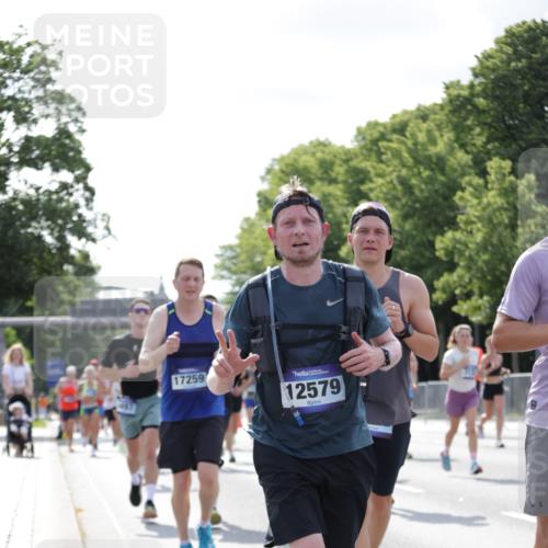 29.06.2025 - hella hamburg halbmarathon Jannik Wohlers http://msf.ph/oto/8230589 29.06.2025 09:52:16 Lombardsbrücke 1070, 1163, 1169, 1176, 1220, 1415, 1512, 1613, 2189, 3109, 3124, 4080, 4497, 5007, 5477, 7067, 7191, 7432, 7451, 7843, 7865, 7961, 10000, 10099, 10796, 10969, 11779, 12365, 12372, 12579, 12588, 12723, 13403, 13614, 13687, 13714, 14257, 14703, 14849, 15247, 15280, 15301, 15356, 15362, 15808, 15813, 15894, 16338, 16414, 17000, 17391, 17846, 18632, 18637, 18680, 18775, 18982 meine-sportfotos.de