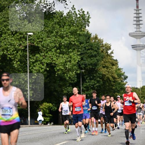 29.06.2025 - hella hamburg halbmarathon Dr. Thomas Lammeyer http://msf.ph/oto/8230622 29.06.2025 09:50:19 Kennedybrücke 1053, 1396, 1407, 1411, 1577, 1959, 2243, 2836, 3935, 5048, 5152, 5193, 5660, 6305, 6473, 7080, 7466, 7622, 7867, 8312, 8323, 9376, 9508, 10477, 11370 meine-sportfotos.de