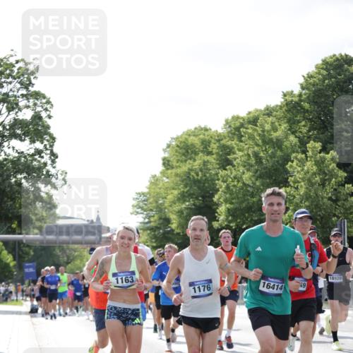 29.06.2025 - hella hamburg halbmarathon Jannik Wohlers http://msf.ph/oto/8231013 29.06.2025 09:52:23 Lombardsbrücke 1070, 1163, 1176, 1220, 1415, 1613, 1782, 2189, 2233, 2788, 3098, 3109, 3124, 4080, 4277, 4497, 4691, 4933, 5007, 5476, 5477, 5682, 7067, 7191, 7325, 7451, 7599, 7843, 7865, 7961, 8467, 9081, 9213, 10000, 10099, 10251, 10750, 10796, 10969, 11346, 11778, 12365, 12372, 12579, 12588, 12723, 13687, 13714, 14661, 14703, 14849, 15133, 15280, 15301, 15356, 15362, 15808, 15894, 16414, 17000, 17846, 18632, 18637, 18680, 18982 meine-sportfotos.de