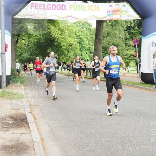 29.06.2025 - hella hamburg halbmarathon MichiJ http://msf.ph/oto/8231054 29.06.2025 10:26:32 Zwischen KM18-KM19 1505, 6458, 12739, 13595, 13900, 15303, 16698, 16992 meine-sportfotos.de