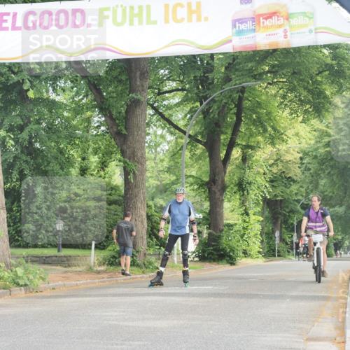 29.06.2025 - hella hamburg halbmarathon KatJ http://msf.ph/oto/8231055 29.06.2025 09:42:21 Zwischen KM18-KM19  meine-sportfotos.de