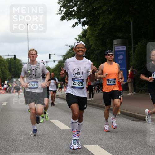 29.06.2025 - hella hamburg halbmarathon Yannick Fuchs http://msf.ph/oto/8231107 29.06.2025 10:34:03 20KM 1343, 2044, 2525, 2546, 2563, 2972, 3282, 4565, 4759, 5752, 6037, 6687, 7981, 8319, 8925, 9265, 9540, 11284, 11305, 12335, 12372, 13479, 13514, 13729, 14204, 14272, 14311, 14359, 15013, 15094, 15336, 15435, 15556, 15744, 16656, 16820, 17005, 17215, 17360, 17425, 17668, 18149, 18154, 18285, 18547, 18803 meine-sportfotos.de