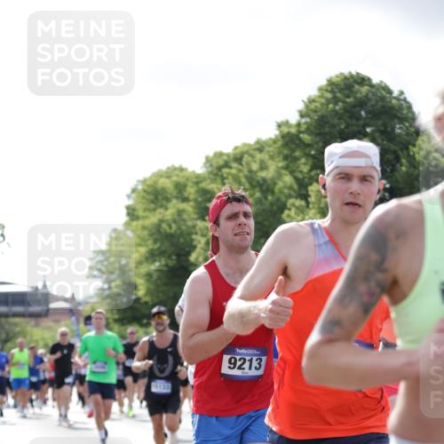 29.06.2025 - hella hamburg halbmarathon Jannik Wohlers http://msf.ph/oto/8231127 29.06.2025 09:52:25 Lombardsbrücke 1070, 1163, 1176, 1415, 1613, 1782, 2189, 2233, 2788, 3021, 3098, 3109, 3124, 3917, 4080, 4277, 4497, 4691, 4933, 4981, 5007, 5476, 5477, 5682, 6716, 7005, 7067, 7191, 7325, 7451, 7599, 7843, 7865, 8467, 9081, 9213, 9374, 10000, 10099, 10251, 10750, 10969, 11346, 11778, 12365, 12372, 12534, 12579, 12588, 12723, 13687, 13714, 14661, 14703, 14849, 15126, 15133, 15280, 15301, 15356, 15362, 15808, 15894, 16414, 17000, 18632, 18637, 18680, 18982 meine-sportfotos.de
