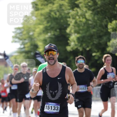 29.06.2025 - hella hamburg halbmarathon Jannik Wohlers http://msf.ph/oto/8231135 29.06.2025 09:52:26 Lombardsbrücke 1070, 1163, 1176, 1415, 1613, 1782, 2189, 2233, 2788, 3021, 3098, 3109, 3124, 3917, 4080, 4277, 4497, 4691, 4933, 4981, 5007, 5476, 5477, 5682, 6716, 7005, 7093, 7191, 7325, 7451, 7599, 7843, 8467, 9081, 9213, 9374, 10000, 10099, 10251, 10750, 10969, 11346, 11778, 12365, 12372, 12534, 12579, 12588, 12723, 12783, 13687, 13714, 14661, 14690, 14849, 15126, 15133, 15280, 15301, 15356, 15362, 15894, 16414, 18632, 18680, 18982 meine-sportfotos.de
