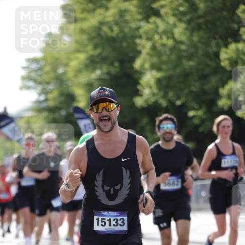 29.06.2025 - hella hamburg halbmarathon Jannik Wohlers http://msf.ph/oto/8231149 29.06.2025 09:52:26 Lombardsbrücke 1070, 1163, 1176, 1415, 1613, 1782, 2189, 2233, 2788, 3021, 3098, 3109, 3124, 3917, 4080, 4277, 4497, 4691, 4933, 4981, 5007, 5476, 5477, 5682, 6716, 7005, 7093, 7191, 7325, 7451, 7599, 7843, 8467, 9081, 9213, 9374, 10000, 10099, 10251, 10750, 10969, 11346, 11778, 12365, 12372, 12534, 12579, 12588, 12723, 12783, 13687, 13714, 14661, 14690, 14849, 15126, 15133, 15280, 15301, 15356, 15362, 15894, 16414, 18632, 18680, 18982 meine-sportfotos.de