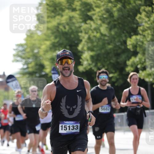 29.06.2025 - hella hamburg halbmarathon Jannik Wohlers http://msf.ph/oto/8231166 29.06.2025 09:52:26 Lombardsbrücke 1070, 1163, 1176, 1415, 1613, 1782, 2189, 2233, 2788, 3021, 3098, 3109, 3124, 3917, 4080, 4277, 4497, 4691, 4933, 4981, 5007, 5476, 5477, 5682, 6716, 7005, 7093, 7191, 7325, 7451, 7599, 7843, 8467, 9081, 9213, 9374, 10000, 10099, 10251, 10750, 10969, 11346, 11778, 12365, 12372, 12534, 12579, 12588, 12723, 12783, 13687, 13714, 14661, 14690, 14849, 15126, 15133, 15280, 15301, 15356, 15362, 15894, 16414, 18632, 18680, 18982 meine-sportfotos.de