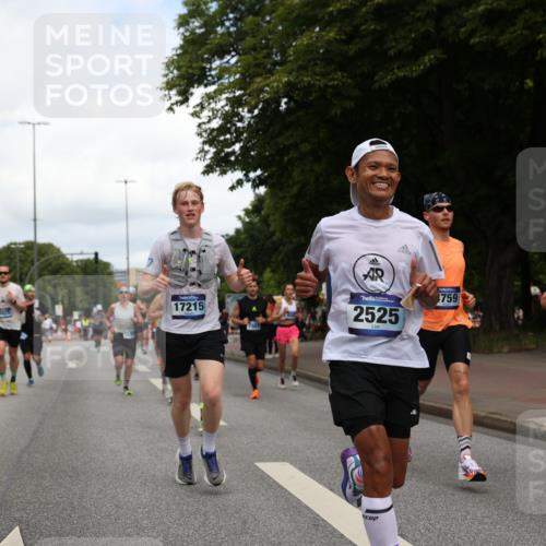 29.06.2025 - hella hamburg halbmarathon Yannick Fuchs http://msf.ph/oto/8231223 29.06.2025 10:34:04 20KM 1343, 2044, 2525, 2546, 2563, 2972, 3282, 4565, 4759, 5752, 6037, 7981, 8319, 8925, 9116, 9265, 9540, 11284, 11305, 12335, 12372, 13479, 13514, 14204, 14272, 14311, 14359, 15013, 15094, 15336, 15435, 15556, 15744, 16656, 16820, 17005, 17215, 17360, 17425, 17668, 18149, 18154, 18285, 18547, 18803 meine-sportfotos.de