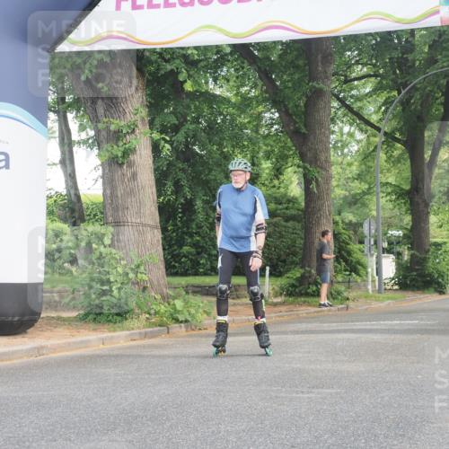 29.06.2025 - hella hamburg halbmarathon KatJ http://msf.ph/oto/8231372 29.06.2025 09:42:23 Zwischen KM18-KM19  meine-sportfotos.de