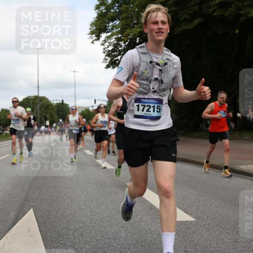 29.06.2025 - hella hamburg halbmarathon Yannick Fuchs http://msf.ph/oto/8231418 29.06.2025 10:34:05 20KM 1343, 2044, 2525, 2546, 2563, 2972, 3282, 4565, 4759, 5752, 6037, 7981, 8319, 8925, 9116, 9265, 9540, 11284, 11305, 12335, 12372, 13479, 13514, 14204, 14272, 14311, 14359, 15013, 15094, 15336, 15435, 15556, 15744, 16656, 16820, 17005, 17215, 17360, 17425, 17668, 18149, 18154, 18285, 18803 meine-sportfotos.de