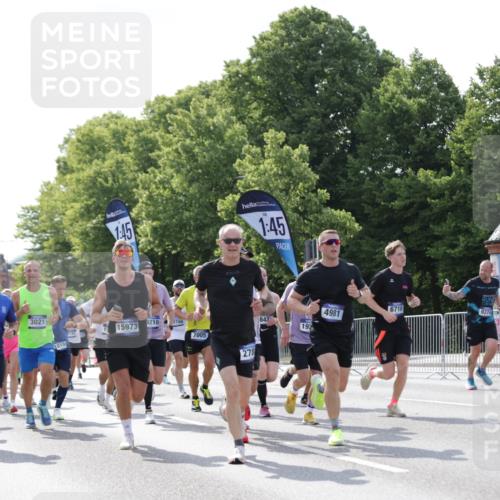 29.06.2025 - hella hamburg halbmarathon Jannik Wohlers http://msf.ph/oto/8231597 29.06.2025 09:52:29 Lombardsbrücke 1070, 1163, 1176, 1613, 1782, 2048, 2189, 2213, 2233, 2788, 2970, 3021, 3098, 3109, 3124, 3917, 3928, 4080, 4277, 4497, 4691, 4933, 4981, 5476, 5477, 5682, 6716, 7005, 7093, 7191, 7325, 7599, 7843, 8145, 8467, 8704, 8722, 8819, 9081, 9213, 9232, 9374, 9538, 10000, 10208, 10211, 10216, 10251, 10750, 10969, 11153, 11346, 11778, 12372, 12534, 12579, 12588, 12783, 13687, 13709, 13714, 13782, 14661, 14690, 14849, 15126, 15133, 15280, 15301, 15356, 15362, 15894, 16414 meine-sportfotos.de