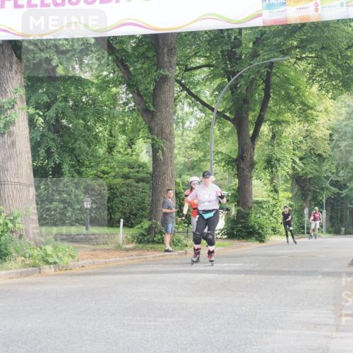 29.06.2025 - hella hamburg halbmarathon KatJ http://msf.ph/oto/8231703 29.06.2025 09:42:32 Zwischen KM18-KM19  meine-sportfotos.de