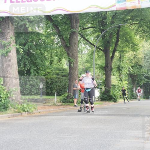 29.06.2025 - hella hamburg halbmarathon KatJ http://msf.ph/oto/8231811 29.06.2025 09:42:32 Zwischen KM18-KM19  meine-sportfotos.de