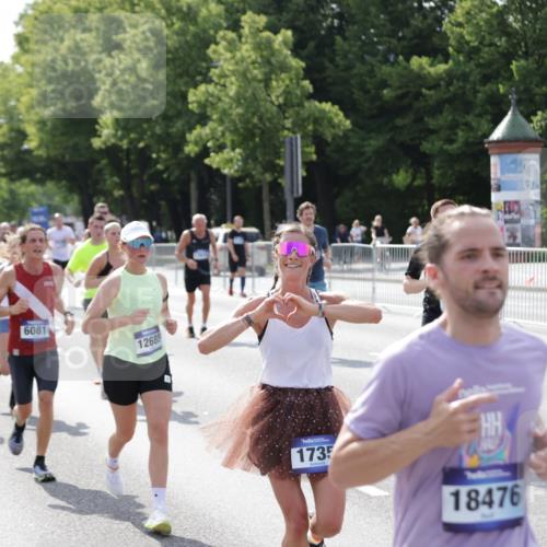29.06.2025 - hella hamburg halbmarathon Jannik Wohlers http://msf.ph/oto/8231953 29.06.2025 09:52:42 Lombardsbrücke 1012, 1391, 1735, 2048, 2213, 2234, 2590, 2788, 2970, 3021, 3098, 3304, 3907, 3917, 3928, 4981, 4997, 5132, 5623, 5682, 6081, 6152, 6712, 6716, 7005, 7093, 7147, 7450, 8063, 8145, 8467, 8664, 8694, 8704, 8722, 8819, 9232, 9374, 9538, 9540, 9544, 9585, 10208, 10211, 10216, 10313, 11094, 11153, 11291, 11469, 11778, 12154, 12534, 12685, 12783, 12966, 13015, 13051, 13709, 13782, 14351, 14690, 14794, 15126, 15651 meine-sportfotos.de