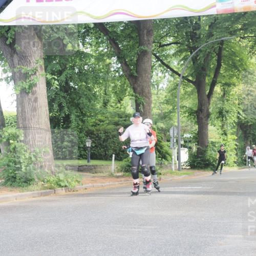 29.06.2025 - hella hamburg halbmarathon KatJ http://msf.ph/oto/8231967 29.06.2025 09:42:33 Zwischen KM18-KM19  meine-sportfotos.de