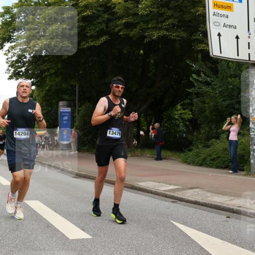 29.06.2025 - hella hamburg halbmarathon Yannick Fuchs http://msf.ph/oto/8232009 29.06.2025 10:34:09 20KM 1343, 2044, 2525, 2546, 2563, 2972, 3547, 4398, 4565, 4759, 5752, 7981, 8319, 8346, 8925, 9116, 9265, 9540, 11284, 11305, 11806, 12046, 12091, 12335, 12372, 13190, 13479, 13514, 14204, 14272, 14359, 15013, 15094, 15336, 15435, 15556, 15744, 17005, 17215, 17360, 17425, 17668, 17792, 17916, 18149, 18154, 18285, 18803 meine-sportfotos.de