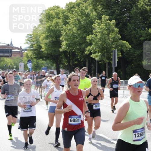 29.06.2025 - hella hamburg halbmarathon Jannik Wohlers http://msf.ph/oto/8232216 29.06.2025 09:52:44 Lombardsbrücke 1012, 1391, 1735, 2048, 2213, 2234, 2590, 2788, 2970, 3021, 3304, 3907, 3917, 3928, 4553, 4981, 4997, 5132, 5623, 6081, 6152, 6203, 6712, 6716, 7005, 7093, 7147, 7204, 7450, 7765, 8063, 8145, 8664, 8694, 8704, 8722, 8819, 9232, 9305, 9374, 9534, 9538, 9540, 9544, 9585, 10208, 10211, 10216, 10246, 10313, 11094, 11153, 11291, 11469, 11648, 12035, 12154, 12534, 12643, 12685, 12783, 12966, 13015, 13051, 13709, 13782, 14351, 14690, 14794, 15126, 15651, 15803, 15900 meine-sportfotos.de