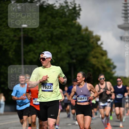 29.06.2025 - hella hamburg halbmarathon Dr. Thomas Lammeyer http://msf.ph/oto/8232681 29.06.2025 09:50:27 Kennedybrücke 1002, 1053, 1396, 1407, 1411, 1910, 1959, 2228, 2563, 2836, 2851, 3790, 3935, 4740, 5193, 6032, 6305, 6473, 7080, 7622, 7831, 7867, 7972, 9376, 9508, 10477, 10771, 11055, 11370 meine-sportfotos.de