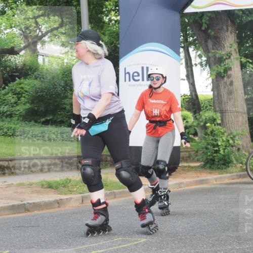 29.06.2025 - hella hamburg halbmarathon KatJ http://msf.ph/oto/8232816 29.06.2025 09:42:35 Zwischen KM18-KM19  meine-sportfotos.de
