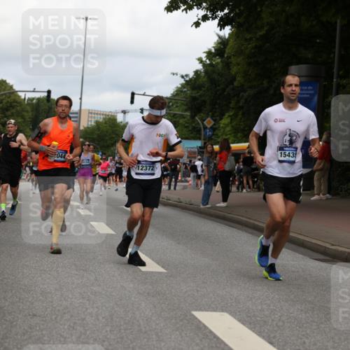 29.06.2025 - hella hamburg halbmarathon Yannick Fuchs http://msf.ph/oto/8232870 29.06.2025 10:34:17 20KM 1358, 2044, 2546, 2563, 2573, 2972, 3547, 3626, 4398, 4565, 5752, 7981, 8319, 8346, 8925, 9116, 9540, 11284, 11305, 11714, 11806, 12046, 12091, 12335, 12372, 13190, 13479, 13514, 14077, 14204, 14272, 15094, 15336, 15421, 15435, 15744, 15828, 17005, 17425, 17668, 17792, 17916, 18013, 18154, 18285, 18803 meine-sportfotos.de