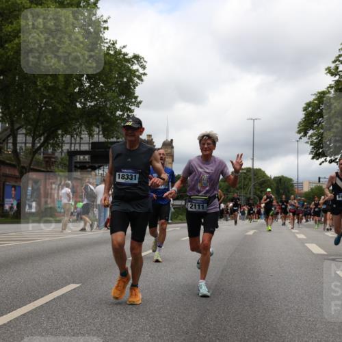 29.06.2025 - hella hamburg halbmarathon Yannick Fuchs http://msf.ph/oto/8232916 29.06.2025 10:46:55 20KM 1098, 1257, 1258, 1482, 1657, 1683, 2111, 2208, 2444, 2814, 2910, 3258, 3399, 3952, 3999, 4121, 4419, 4587, 4726, 5169, 5194, 5607, 5907, 6897, 7178, 7232, 7383, 8273, 8361, 8587, 8651, 8955, 9065, 9163, 10529, 10724, 10811, 11217, 11588, 11589, 11604, 11689, 12155, 12482, 12519, 12910, 13211, 14198, 14286, 14805, 15430, 15681, 15980, 16467, 16929, 17130, 17198, 17710, 18249, 18331, 18901, 19208, 19244 meine-sportfotos.de