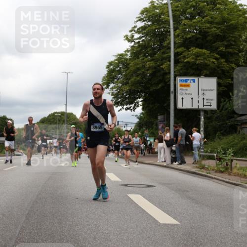 29.06.2025 - hella hamburg halbmarathon Yannick Fuchs http://msf.ph/oto/8233000 29.06.2025 10:46:56 20KM 1098, 1257, 1258, 1482, 1657, 1683, 2111, 2208, 2910, 3258, 3334, 3399, 3952, 3999, 4419, 4587, 4726, 5169, 5194, 5607, 5907, 6198, 6897, 7178, 7232, 7383, 8273, 8361, 8587, 8651, 8955, 9065, 9163, 10529, 10724, 10811, 11217, 11588, 11589, 11604, 11689, 12155, 12482, 12910, 13211, 14198, 14286, 14805, 15430, 15681, 15980, 16467, 16929, 17130, 17198, 17710, 18249, 18331, 18901, 19208, 19244 meine-sportfotos.de