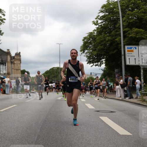 29.06.2025 - hella hamburg halbmarathon Yannick Fuchs http://msf.ph/oto/8233055 29.06.2025 10:46:56 20KM 1098, 1257, 1258, 1482, 1657, 1683, 2111, 2208, 2910, 3258, 3334, 3399, 3952, 3999, 4419, 4587, 4726, 5169, 5194, 5607, 5907, 6198, 6897, 7178, 7232, 7383, 8273, 8361, 8587, 8651, 8955, 9065, 9163, 10529, 10724, 10811, 11217, 11588, 11589, 11604, 11689, 12155, 12482, 12910, 13211, 14198, 14286, 14805, 15430, 15681, 15980, 16467, 16929, 17130, 17198, 17710, 18249, 18331, 18901, 19208, 19244 meine-sportfotos.de