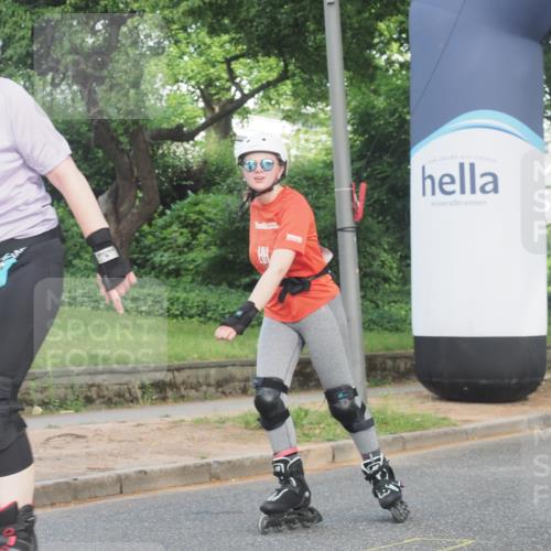 29.06.2025 - hella hamburg halbmarathon KatJ http://msf.ph/oto/8233058 29.06.2025 09:42:36 Zwischen KM18-KM19  meine-sportfotos.de