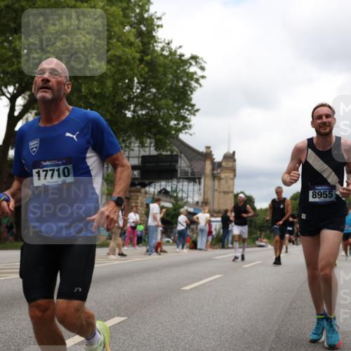 29.06.2025 - hella hamburg halbmarathon Yannick Fuchs http://msf.ph/oto/8233102 29.06.2025 10:46:57 20KM 1098, 1257, 1258, 1482, 1657, 1683, 2111, 2208, 2910, 3334, 3399, 3952, 3999, 4419, 4587, 4726, 5169, 5194, 5607, 5907, 6198, 6897, 7232, 7383, 8273, 8361, 8587, 8651, 8955, 9065, 9163, 10529, 10724, 10811, 11217, 11588, 11589, 11604, 11689, 12155, 12482, 12910, 13211, 14198, 14286, 14805, 15430, 15681, 15980, 16467, 16929, 17130, 17198, 17710, 18249, 18331, 18901, 19208, 19244 meine-sportfotos.de