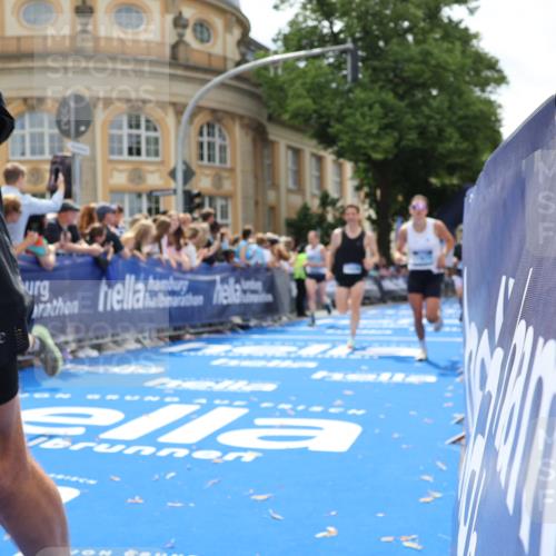 29.06.2025 - hella hamburg halbmarathon Strokosch-Dieckow http://msf.ph/oto/8233196 29.06.2025 10:34:04 Ziel 7884, 9345, 9376, 9519, 11019, 11202, 11227, 13066, 13493, 13494, 14448, 15268, 16724, 17751, 17877 meine-sportfotos.de