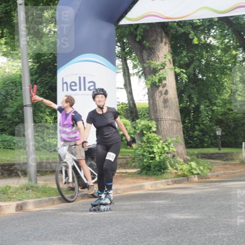 29.06.2025 - hella hamburg halbmarathon KatJ http://msf.ph/oto/8233209 29.06.2025 09:42:39 Zwischen KM18-KM19  meine-sportfotos.de