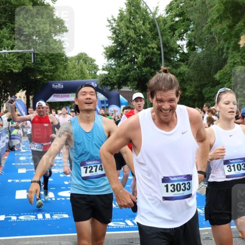 29.06.2025 - hella hamburg halbmarathon Zöllner http://msf.ph/oto/8233258 29.06.2025 10:54:24 Ziel 1267, 1442, 3103, 3426, 3861, 4635, 6511, 6512, 7274, 8223, 8772, 11430, 12362, 13289, 13803, 15946, 16327, 16527, 16574, 16750, 16879, 17087, 17698, 18268 meine-sportfotos.de
